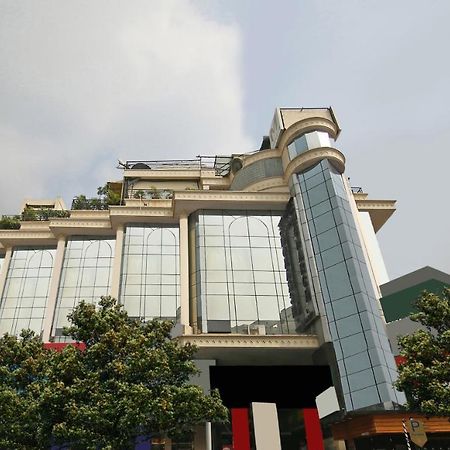 فندق بنغالورفي  Monarch Brigade Road المظهر الخارجي الصورة
